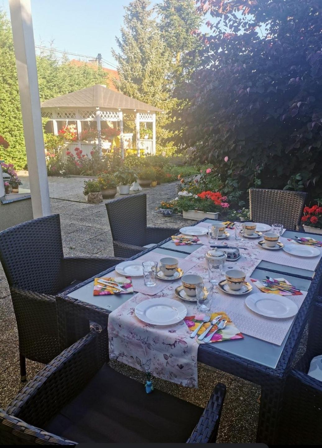 Homestay Svatá Luaran gambar